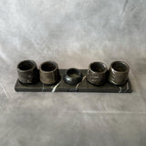 Set de Tequila de Mármol Negro, Set Mezcalero Hecho a Mano con Platito para Sal, Caballitos de Piedra de Lujo, Regalo Único para Él