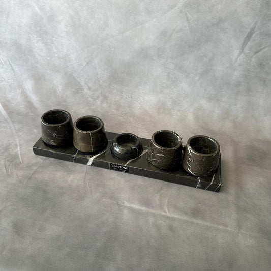 Set de Tequila de Mármol Negro, Set Mezcalero Hecho a Mano con Platito para Sal, Caballitos de Piedra de Lujo, Regalo Único para Él