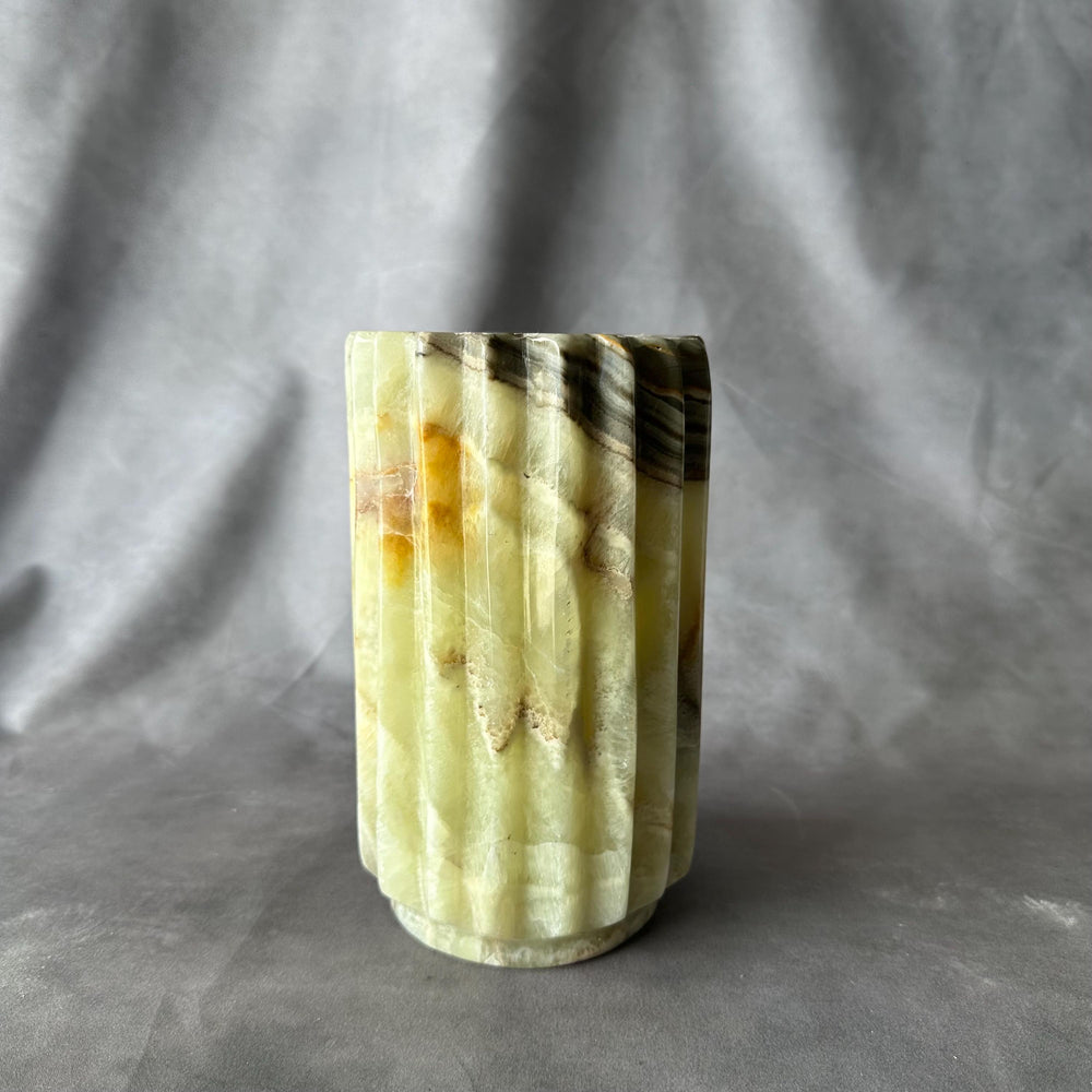 Handmade Marble Vase – Fluted Stone Flower Vase – Luxury Modern Home Decor – Handmade Marble Centerpiece – Elegant Coffee Table Accent
